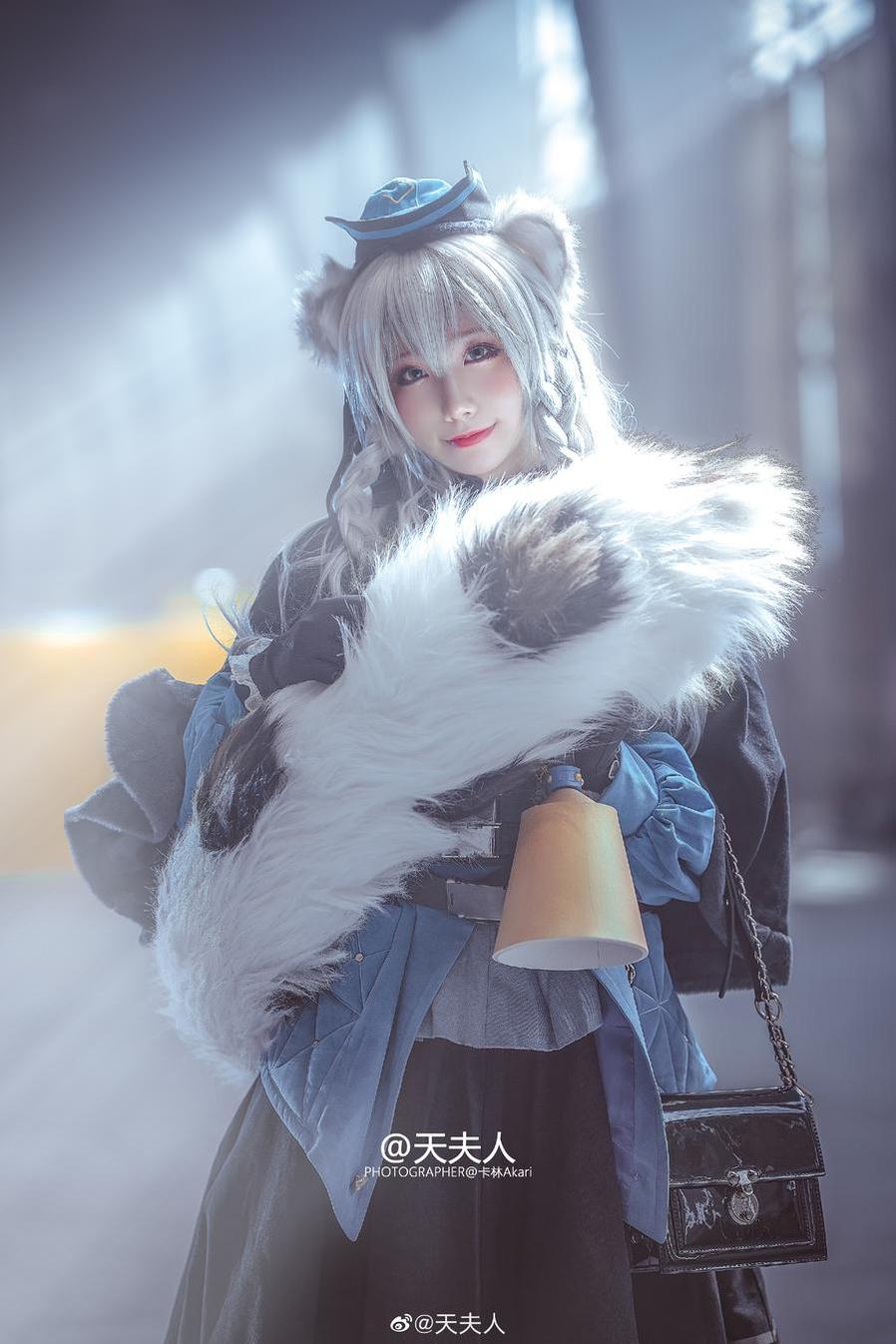 「天夫人碧蓝航线」作品的cosplay合集，原著迷们不容错过