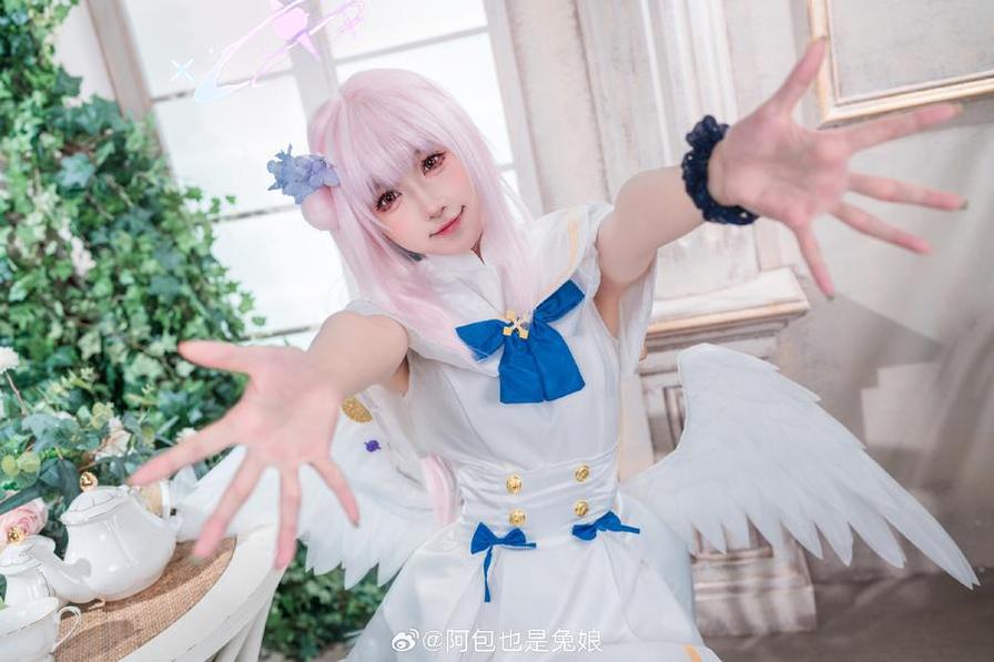 经典角色再现！阿包也是兔娘舰长护士cosplay美图感受战舰少女魅力